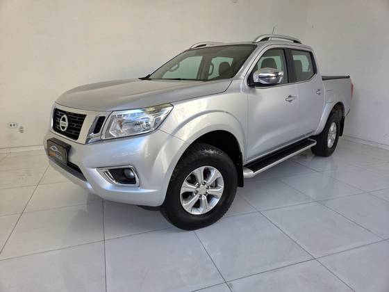 NISSAN FRONTIER 2.3 16V TURBO DIESEL LE CD 4X4 AUTOMÁTICO